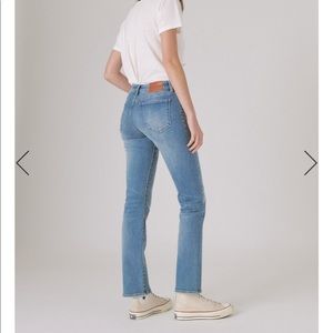 NWOT Lucky Brand straight jeans